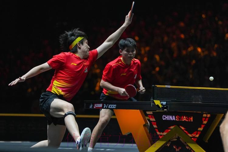 世乒联冠军赛多哈站1/4决赛:林诗栋VS梁靖崑 集锦 世乒联冠军赛多哈站1/4决赛:林诗栋VS梁靖崑 集锦